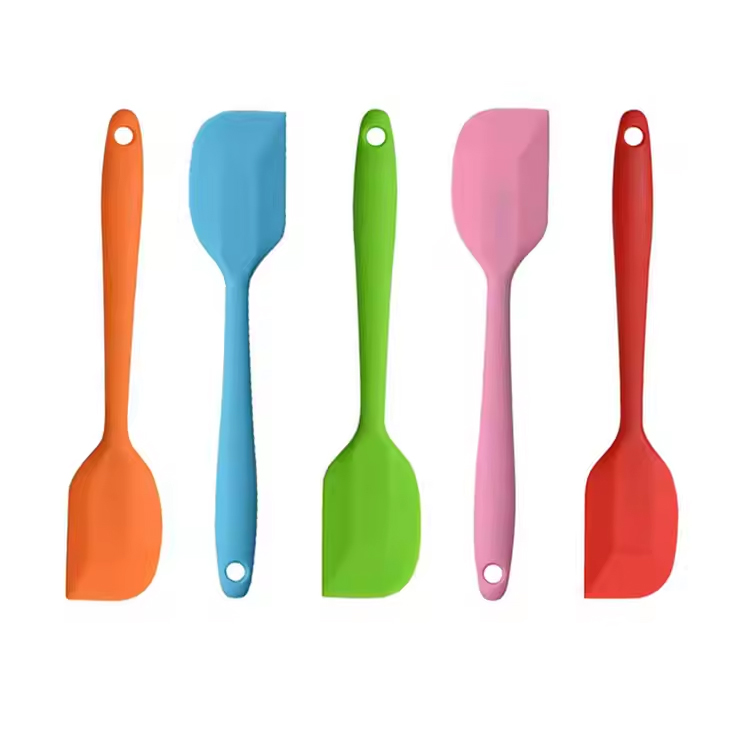 Uirlisí císte taosráin a bhácáil neamhbhata im silicone silicone