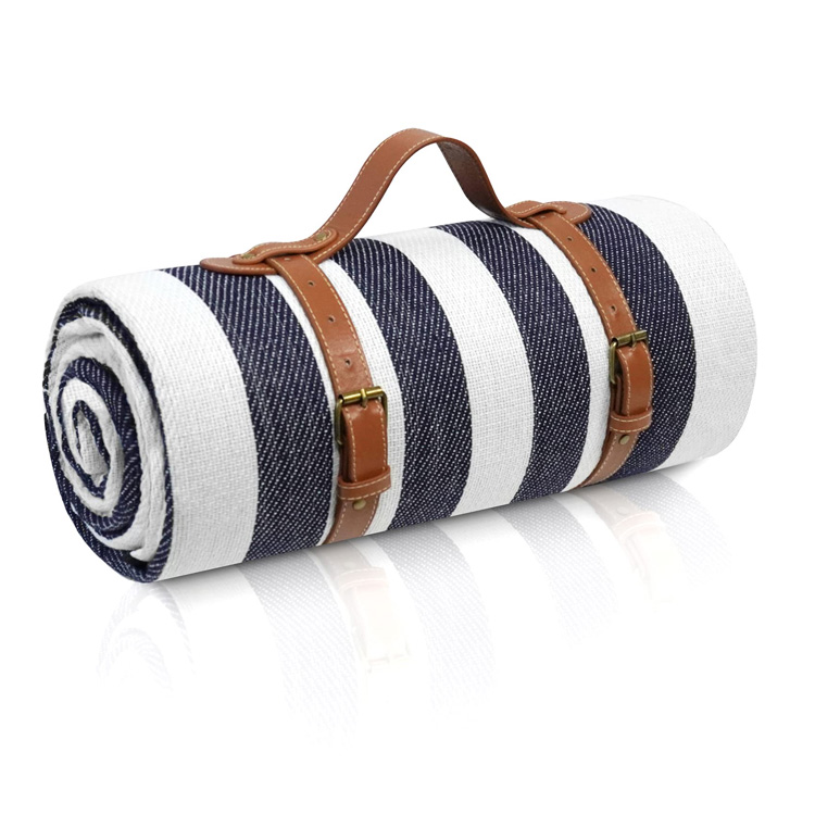 Bratphicnic Mat Picnic Uiscedhíonach Fillte Striped Durable